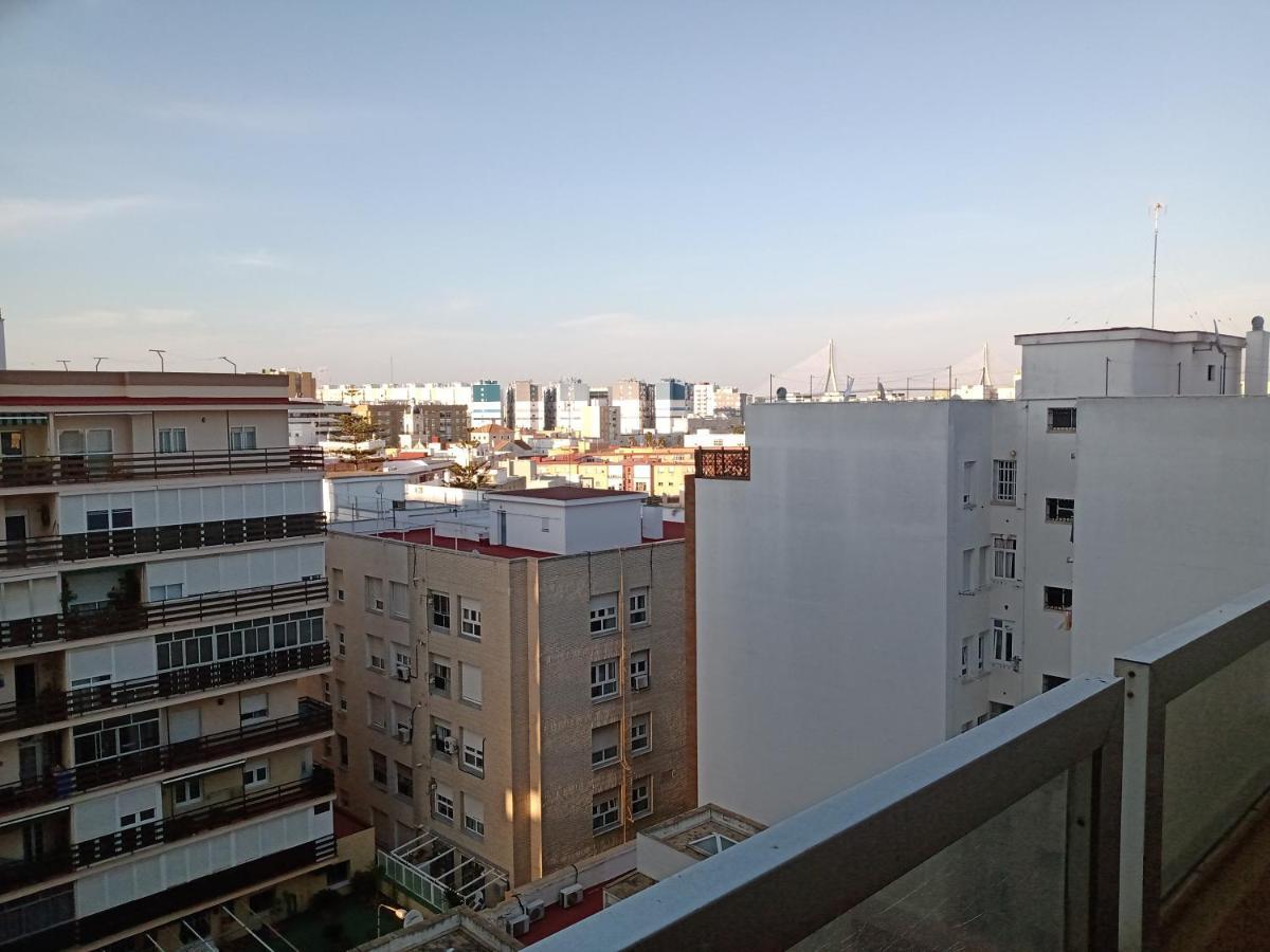 Apartamento Cantabrico Cádiz Exterior foto